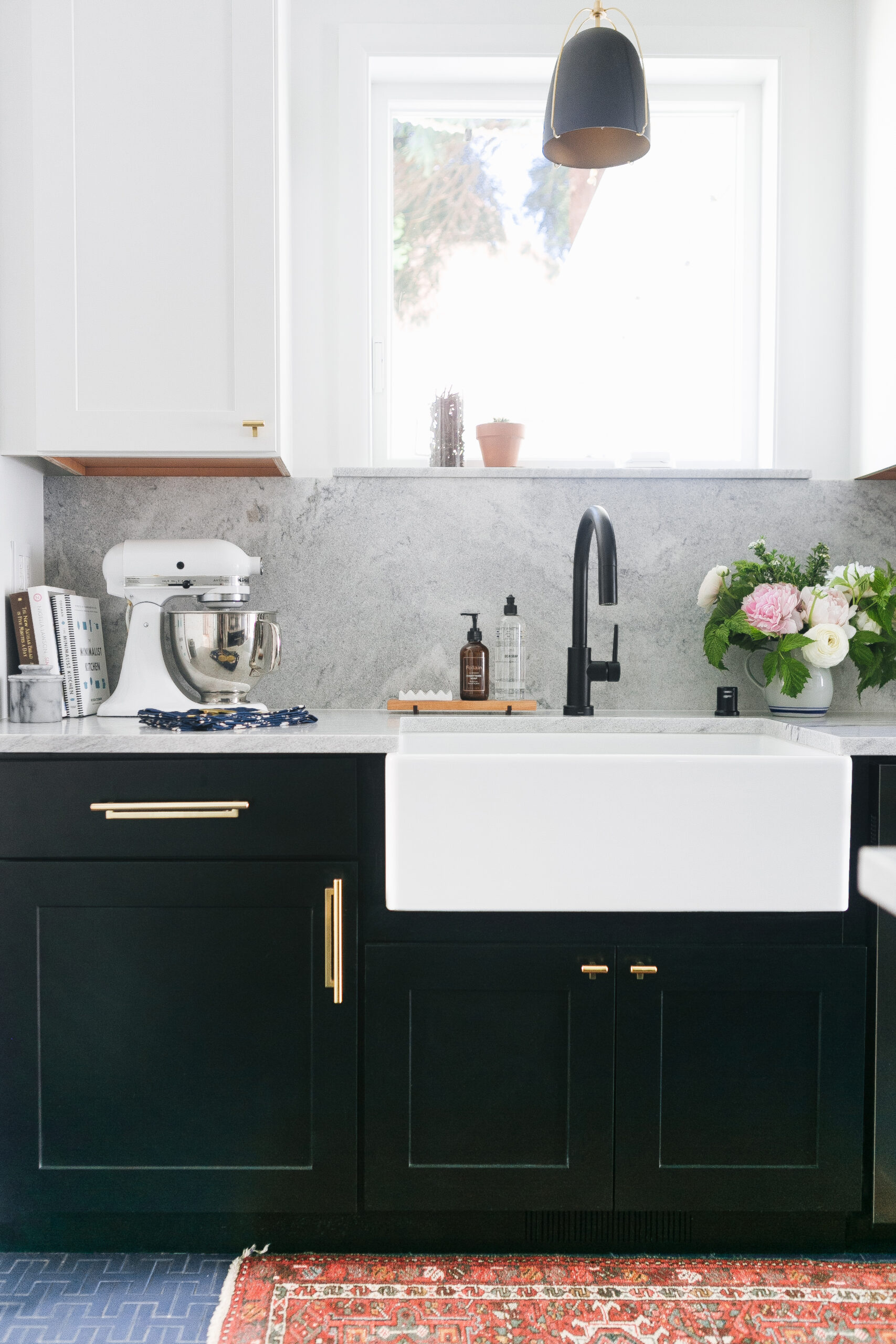 How to paint kitchen cabinets